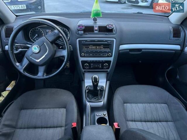 Синій Шкода Октавія, об'ємом двигуна 1.6 л та пробігом 216 тис. км за 8440 $, фото 23 на Automoto.ua