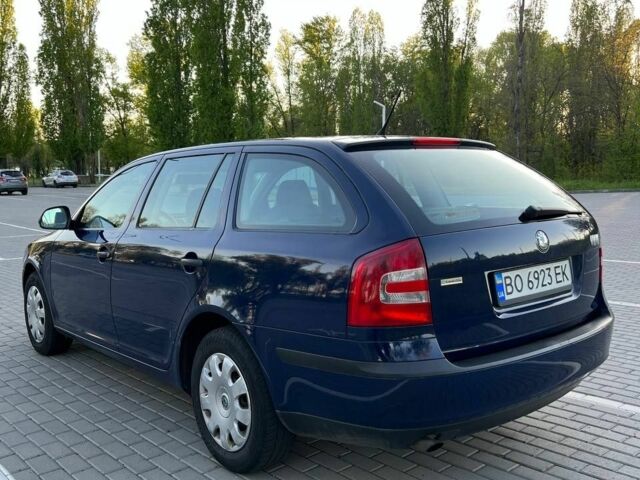 Шкода Октавия 2011 в Запорожье на Automoto.ua Синий Шкода Октавия, объемом двигателя 1.4 л и пробегом 275 тыс. км за 5650 $, фото 4 на Automoto.ua