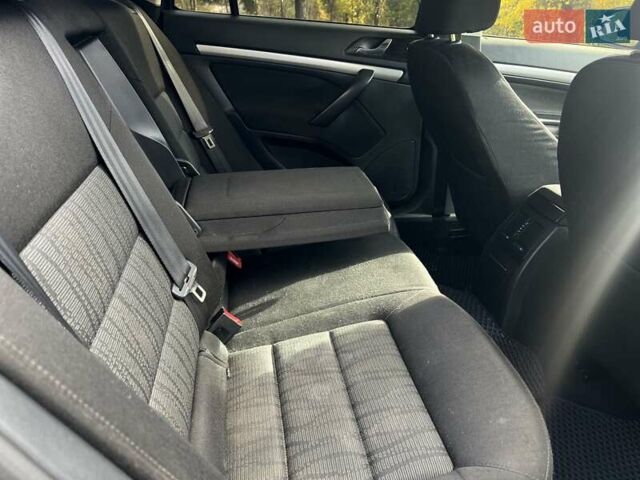 Синий Шкода Октавия, объемом двигателя 1.8 л и пробегом 237 тыс. км за 6250 $, фото 37 на Automoto.ua