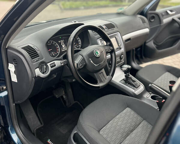 Синий Шкода Октавия, объемом двигателя 1.99 л и пробегом 278 тыс. км за 9350 $, фото 41 на Automoto.ua
