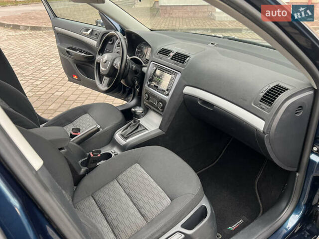 Синий Шкода Октавия, объемом двигателя 1.99 л и пробегом 278 тыс. км за 9350 $, фото 35 на Automoto.ua
