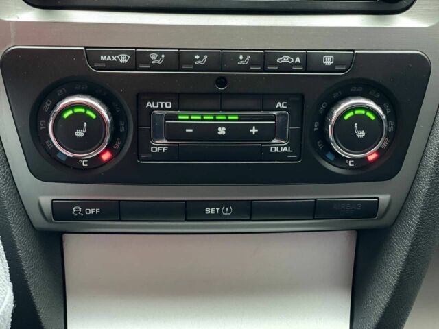 Синій Шкода Октавія, об'ємом двигуна 1.6 л та пробігом 196 тис. км за 7400 $, фото 12 на Automoto.ua