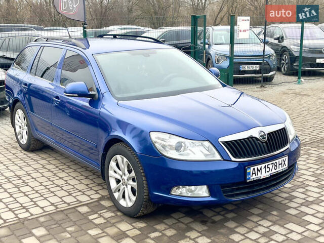 Синий Шкода Октавия, объемом двигателя 2 л и пробегом 324 тыс. км за 9999 $, фото 5 на Automoto.ua