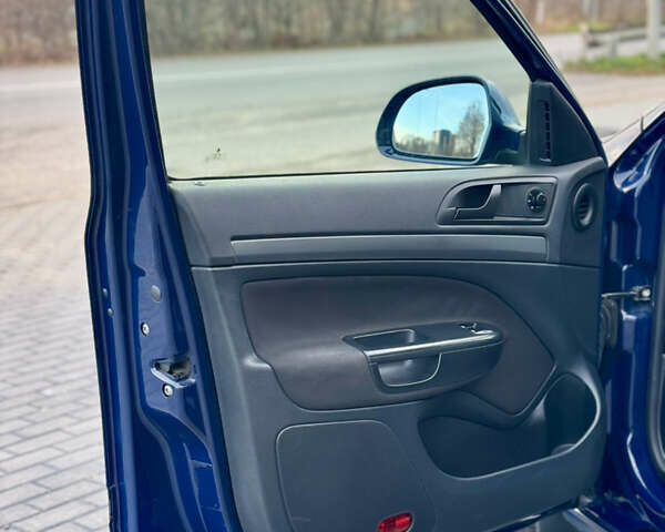 Синій Шкода Октавія, об'ємом двигуна 1.6 л та пробігом 256 тис. км за 6599 $, фото 27 на Automoto.ua