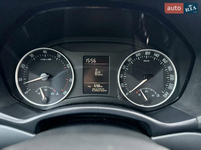 Синій Шкода Октавія, об'ємом двигуна 1.6 л та пробігом 256 тис. км за 6599 $, фото 45 на Automoto.ua