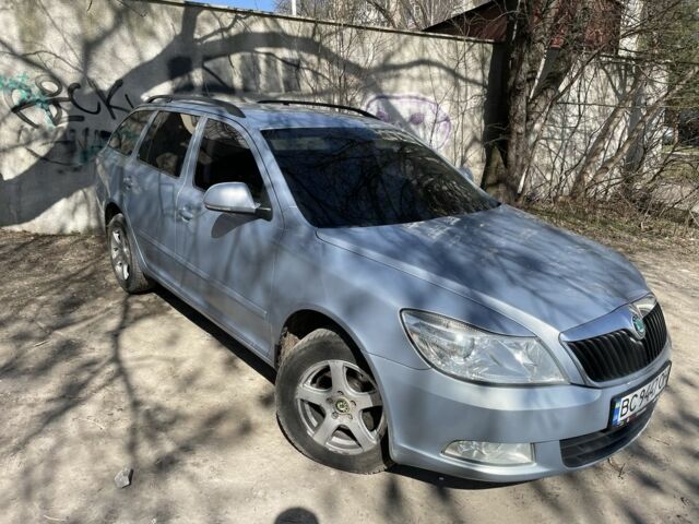 Синий Шкода Октавия, объемом двигателя 2 л и пробегом 290 тыс. км за 8500 $, фото 5 на Automoto.ua