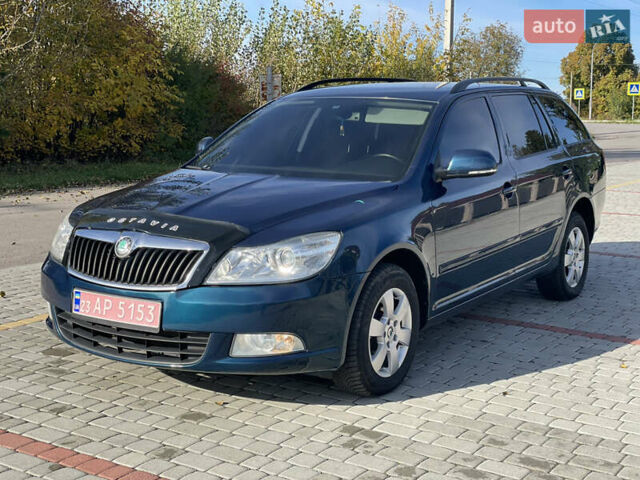 Синий Шкода Октавия, объемом двигателя 1.6 л и пробегом 273 тыс. км за 7800 $, фото 24 на Automoto.ua