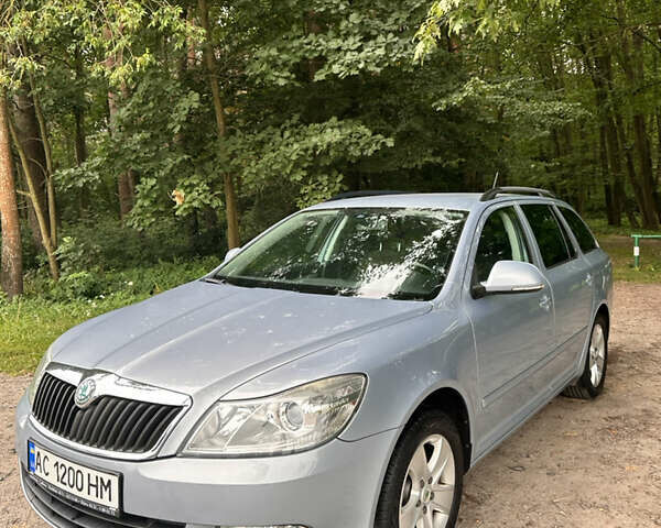 Синій Шкода Октавія, об'ємом двигуна 1.6 л та пробігом 291 тис. км за 8300 $, фото 6 на Automoto.ua