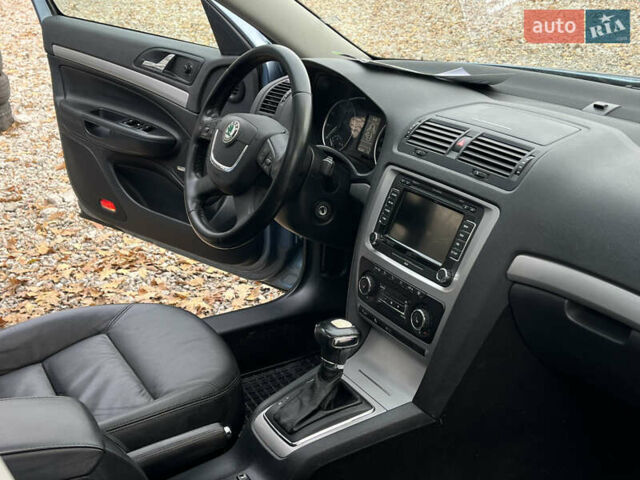 Шкода Октавия 2011 в Харькове на Automoto.ua Синий Шкода Октавия, объемом двигателя 1.8 л и пробегом 245 тыс. км за 9200 $, фото 20 на Automoto.ua