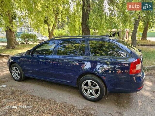 Синій Шкода Октавія, об'ємом двигуна 1.6 л та пробігом 300 тис. км за 6990 $, фото 12 на Automoto.ua