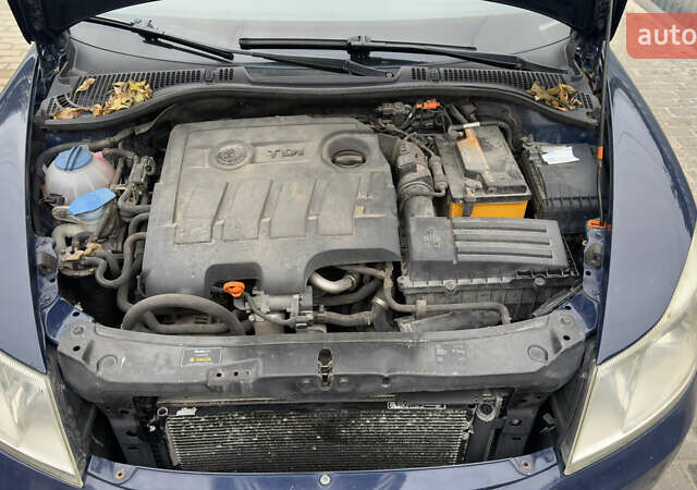 Шкода Октавія 2011 у Івано-Франківську на Automoto.ua Синій Шкода Октавія, об'ємом двигуна 1.6 л та пробігом 297 тис. км за 6799 $, фото 10 на Automoto.ua