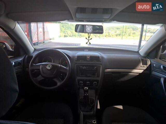 Синий Шкода Октавия, объемом двигателя 1.6 л и пробегом 280 тыс. км за 6900 $, фото 22 на Automoto.ua