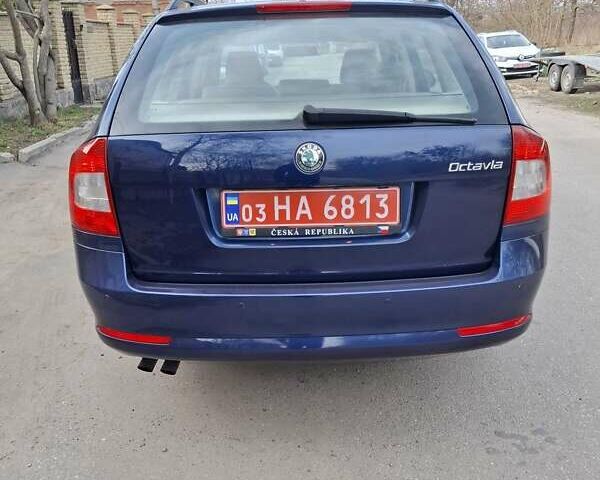 Синий Шкода Октавия, объемом двигателя 1.8 л и пробегом 115 тыс. км за 8900 $, фото 7 на Automoto.ua
