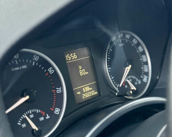 Синій Шкода Октавія, об'ємом двигуна 1.6 л та пробігом 256 тис. км за 6599 $, фото 44 на Automoto.ua