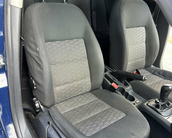 Шкода Октавия 2011 в Ужгороде на Automoto.ua Синий Шкода Октавия, объемом двигателя 1.6 л и пробегом 350 тыс. км за 6200 $, фото 12 на Automoto.ua