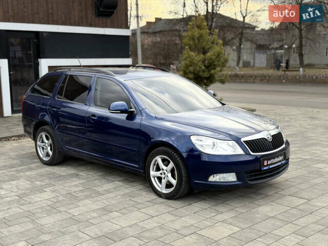 Синий Шкода Октавия, объемом двигателя 1.6 л и пробегом 273 тыс. км за 7500 $, фото 5 на Automoto.ua