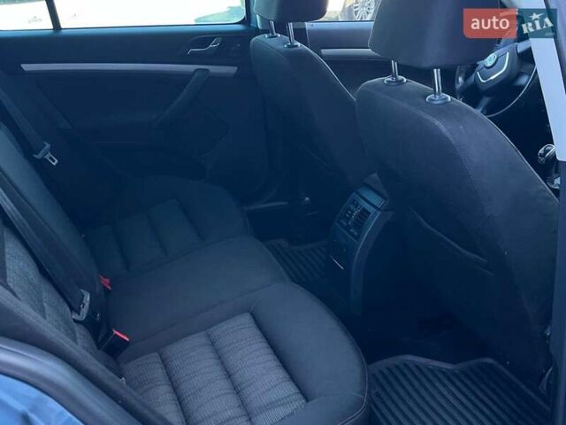 Синій Шкода Октавія, об'ємом двигуна 1.6 л та пробігом 216 тис. км за 8440 $, фото 27 на Automoto.ua