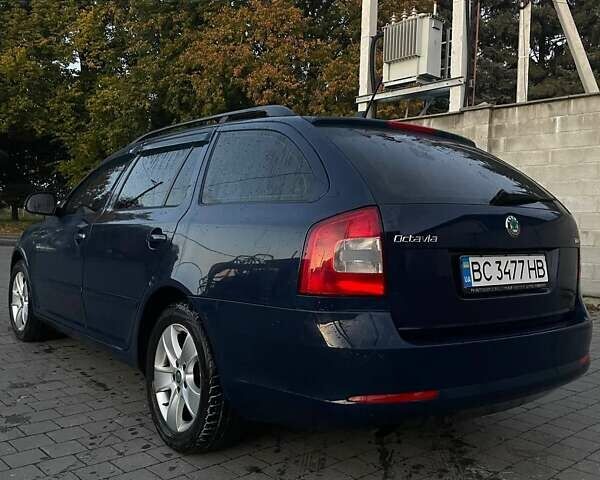 Синій Шкода Октавія, об'ємом двигуна 1.6 л та пробігом 189 тис. км за 8300 $, фото 6 на Automoto.ua
