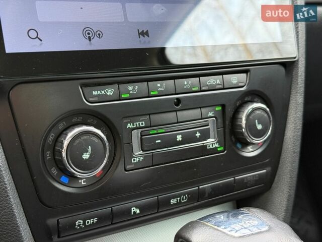 Синій Шкода Октавія, об'ємом двигуна 1.97 л та пробігом 253 тис. км за 7500 $, фото 24 на Automoto.ua