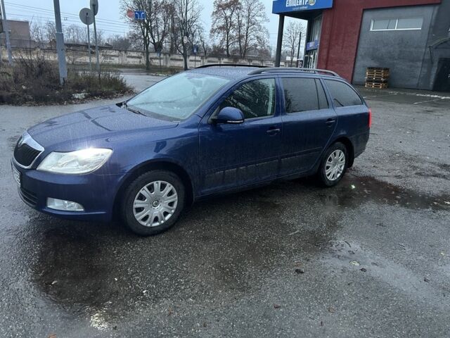 Синій Шкода Октавія, об'ємом двигуна 1.4 л та пробігом 222 тис. км за 8300 $, фото 5 на Automoto.ua