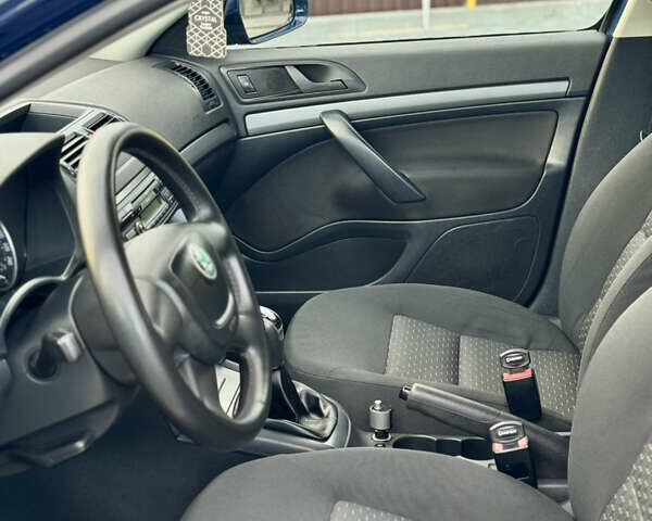 Синій Шкода Октавія, об'ємом двигуна 1.6 л та пробігом 256 тис. км за 6599 $, фото 30 на Automoto.ua