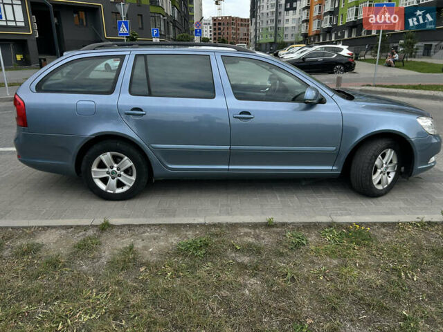 Синий Шкода Октавия, объемом двигателя 1.2 л и пробегом 213 тыс. км за 6800 $, фото 2 на Automoto.ua
