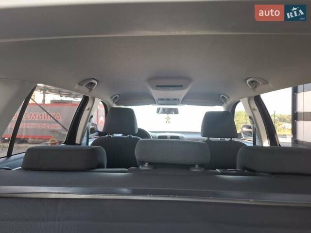 Синий Шкода Октавия, объемом двигателя 1.6 л и пробегом 280 тыс. км за 6900 $, фото 23 на Automoto.ua