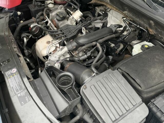 Синій Шкода Октавія, об'ємом двигуна 1.2 л та пробігом 313 тис. км за 8300 $, фото 9 на Automoto.ua