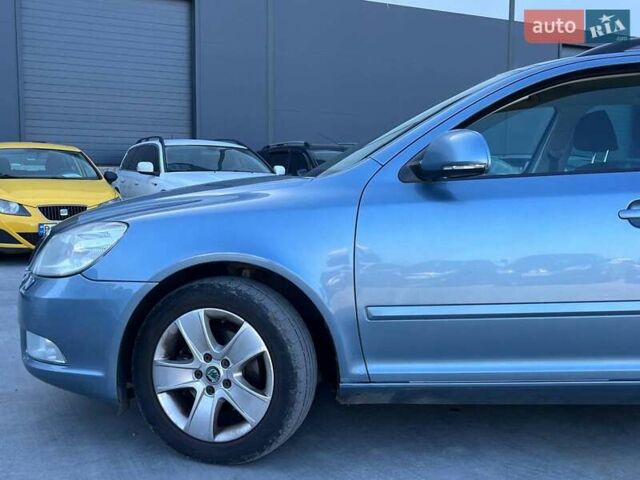 Синій Шкода Октавія, об'ємом двигуна 1.6 л та пробігом 216 тис. км за 8440 $, фото 9 на Automoto.ua