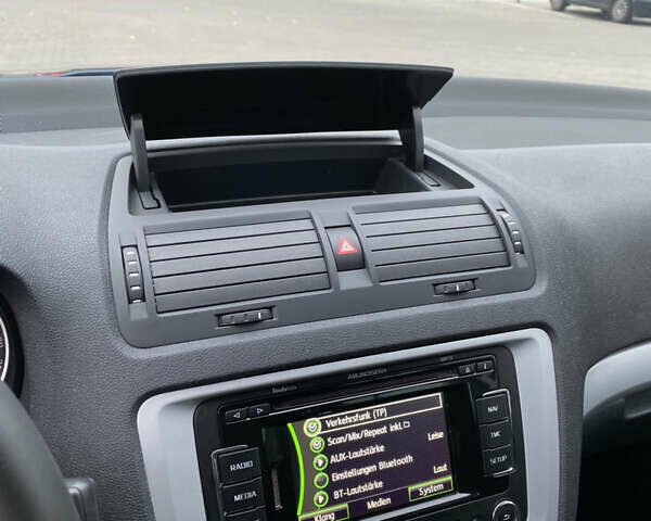 Синій Шкода Октавія, об'ємом двигуна 1.6 л та пробігом 241 тис. км за 7800 $, фото 36 на Automoto.ua