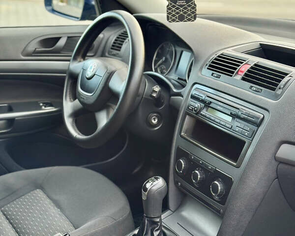 Синій Шкода Октавія, об'ємом двигуна 1.6 л та пробігом 256 тис. км за 6599 $, фото 35 на Automoto.ua