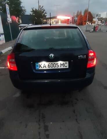 Синій Шкода Октавія, об'ємом двигуна 1.6 л та пробігом 401 тис. км за 6800 $, фото 5 на Automoto.ua