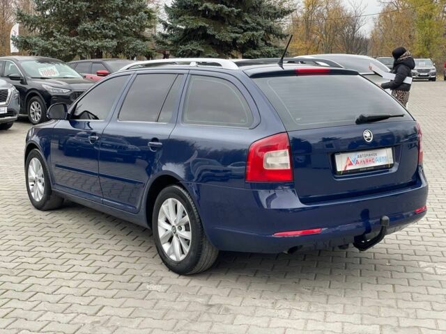Синій Шкода Октавія, об'ємом двигуна 1.6 л та пробігом 196 тис. км за 7400 $, фото 4 на Automoto.ua