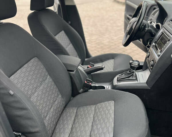 Синий Шкода Октавия, объемом двигателя 1.99 л и пробегом 278 тыс. км за 9350 $, фото 51 на Automoto.ua