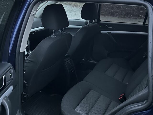 Синій Шкода Октавія, об'ємом двигуна 1.4 л та пробігом 222 тис. км за 8300 $, фото 8 на Automoto.ua