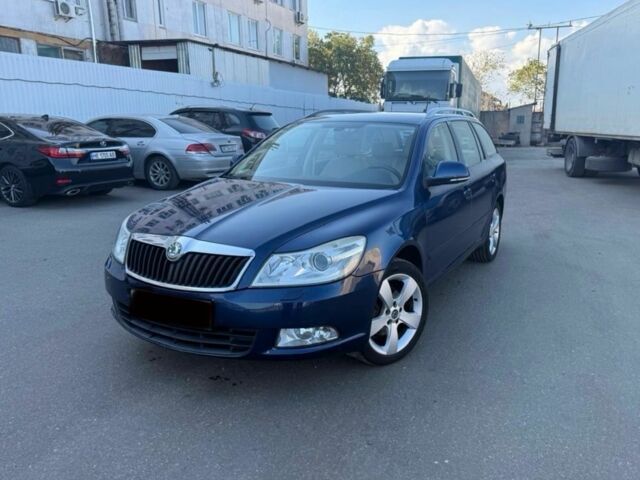 Синий Шкода Октавия, объемом двигателя 1.8 л и пробегом 200 тыс. км за 3999 $, фото 1 на Automoto.ua