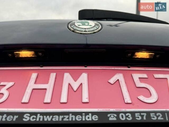 Синий Шкода Октавия, объемом двигателя 1.6 л и пробегом 245 тыс. км за 8490 $, фото 4 на Automoto.ua