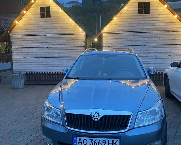 Синий Шкода Октавия, объемом двигателя 1.2 л и пробегом 297 тыс. км за 7700 $, фото 3 на Automoto.ua