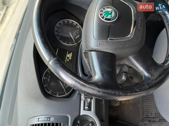 Синий Шкода Октавия, объемом двигателя 1.8 л и пробегом 337 тыс. км за 7000 $, фото 12 на Automoto.ua