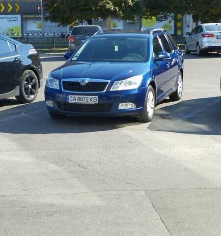 Синій Шкода Октавія, об'ємом двигуна 1.6 л та пробігом 247 тис. км за 9000 $, фото 7 на Automoto.ua
