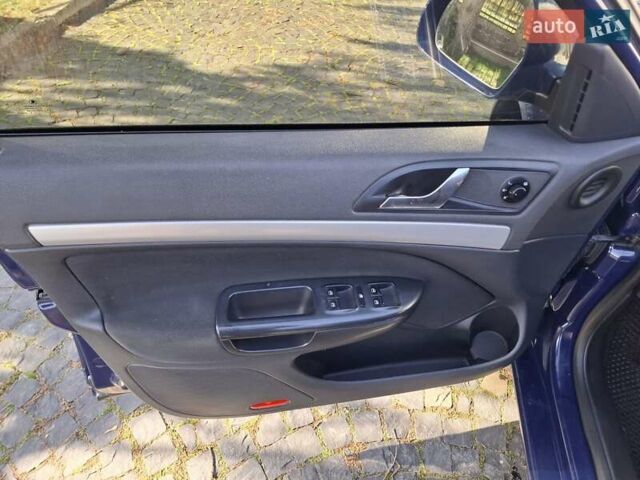 Синий Шкода Октавия, объемом двигателя 1.8 л и пробегом 230 тыс. км за 6000 $, фото 12 на Automoto.ua