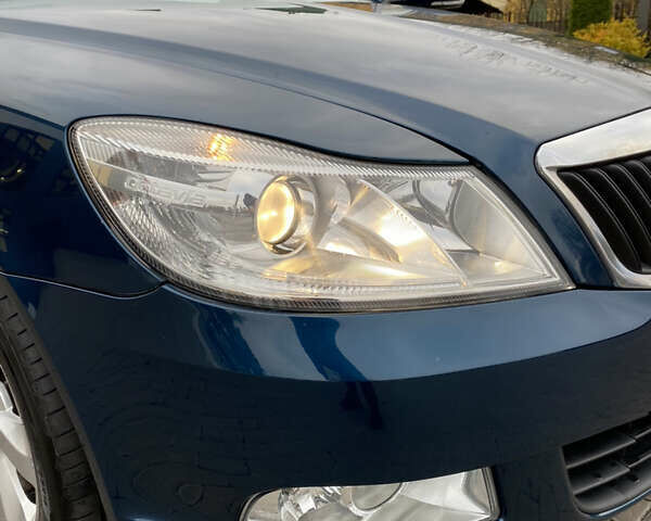 Синій Шкода Октавія, об'ємом двигуна 1.6 л та пробігом 241 тис. км за 7800 $, фото 40 на Automoto.ua