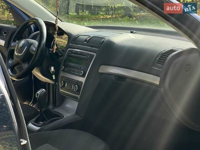 Синий Шкода Октавия, объемом двигателя 1.8 л и пробегом 237 тыс. км за 6250 $, фото 35 на Automoto.ua