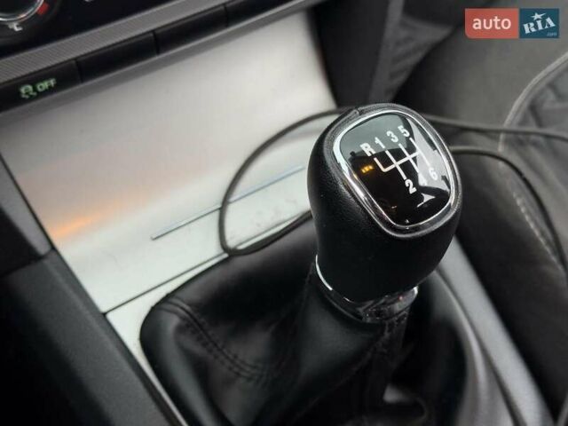 Синий Шкода Октавия, объемом двигателя 1.4 л и пробегом 256 тыс. км за 8290 $, фото 19 на Automoto.ua