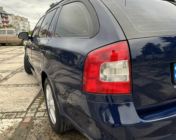 Синий Шкода Октавия, объемом двигателя 1.97 л и пробегом 334 тыс. км за 6500 $, фото 6 на Automoto.ua