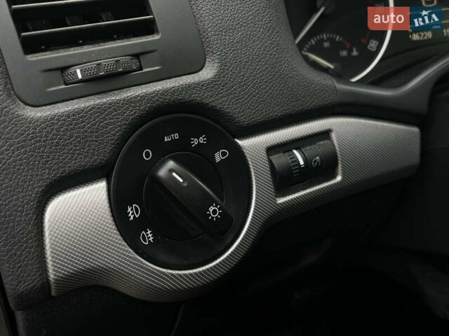 Шкода Октавия 2011 в Харькове на Automoto.ua Синий Шкода Октавия, объемом двигателя 1.8 л и пробегом 245 тыс. км за 9200 $, фото 21 на Automoto.ua