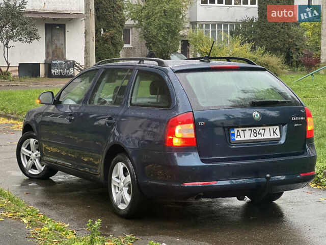 Синій Шкода Октавія, об'ємом двигуна 1.99 л та пробігом 278 тис. км за 9699 $, фото 11 на Automoto.ua