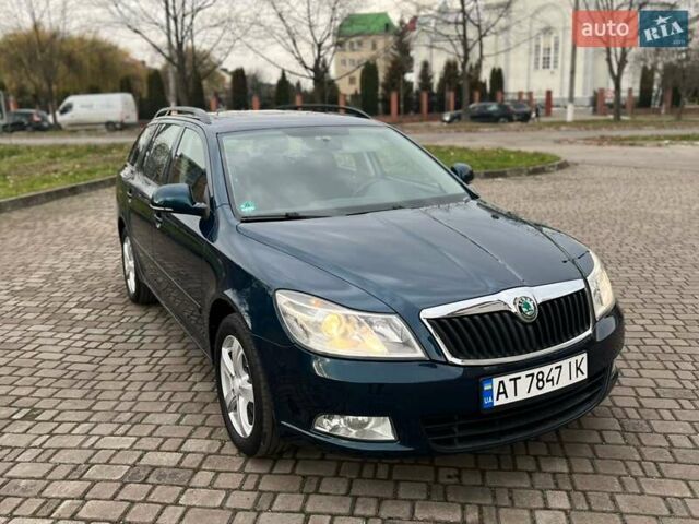 Синий Шкода Октавия, объемом двигателя 1.99 л и пробегом 278 тыс. км за 9350 $, фото 1 на Automoto.ua