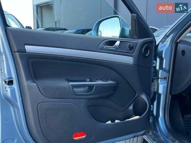 Синій Шкода Октавія, об'ємом двигуна 1.6 л та пробігом 216 тис. км за 8440 $, фото 10 на Automoto.ua