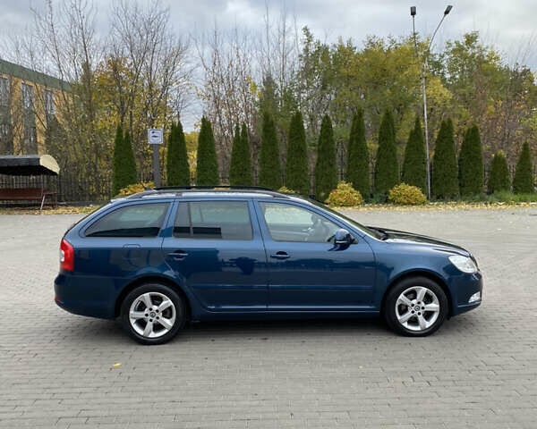 Синій Шкода Октавія, об'ємом двигуна 1.6 л та пробігом 241 тис. км за 7800 $, фото 4 на Automoto.ua